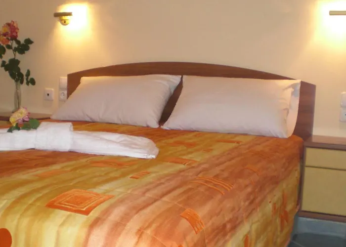 Exanthia Villas