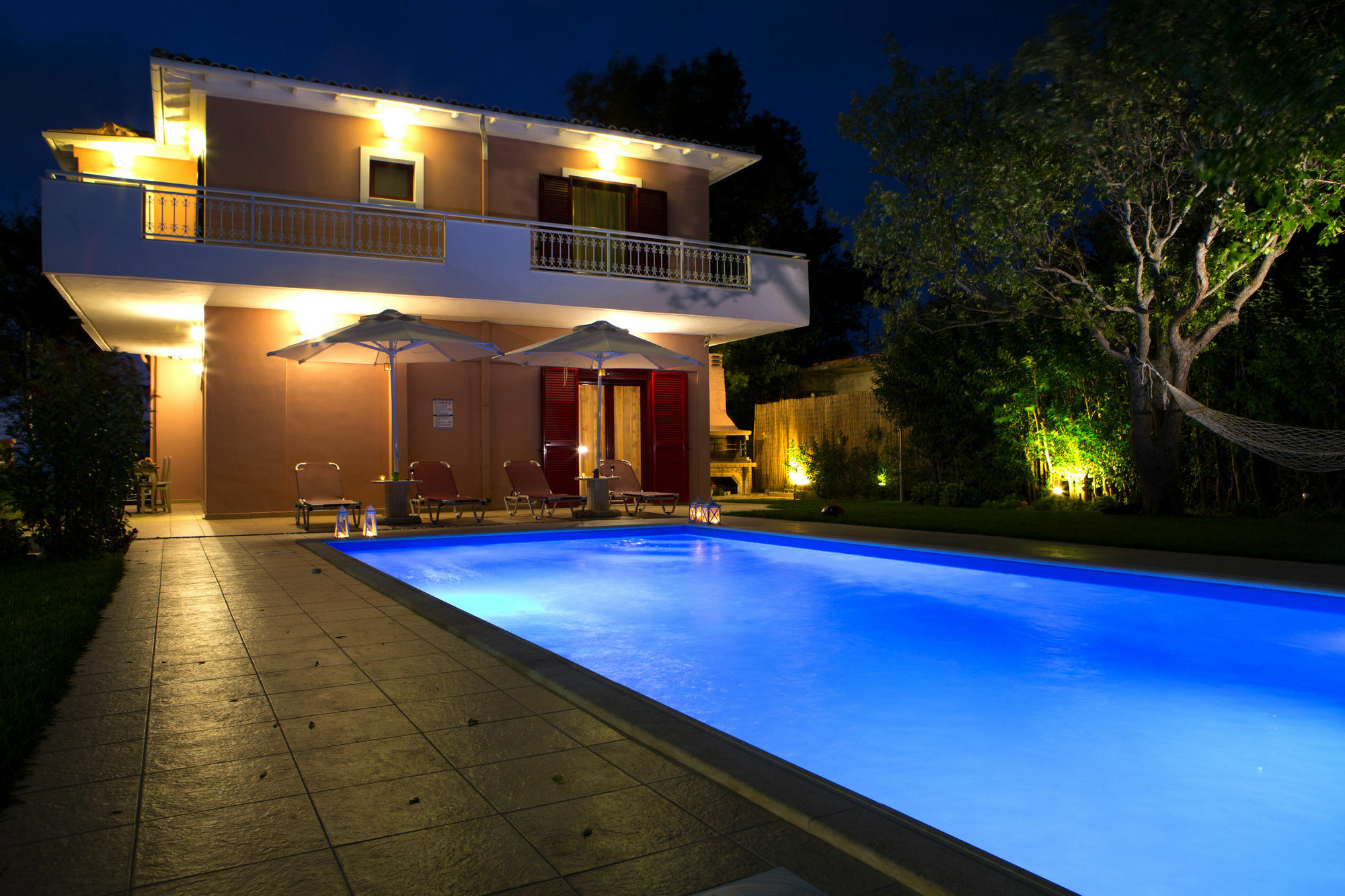 Exanthia Villas Apartment