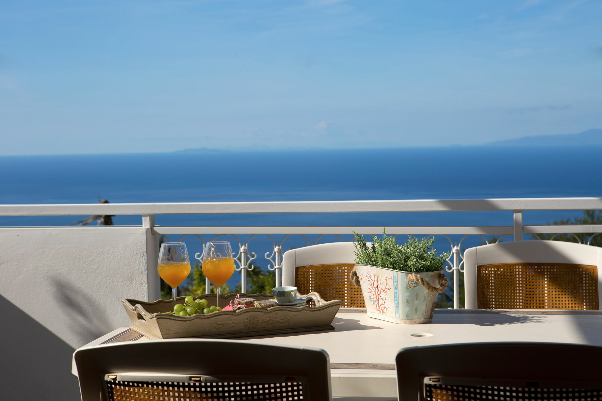 Exanthia Villas