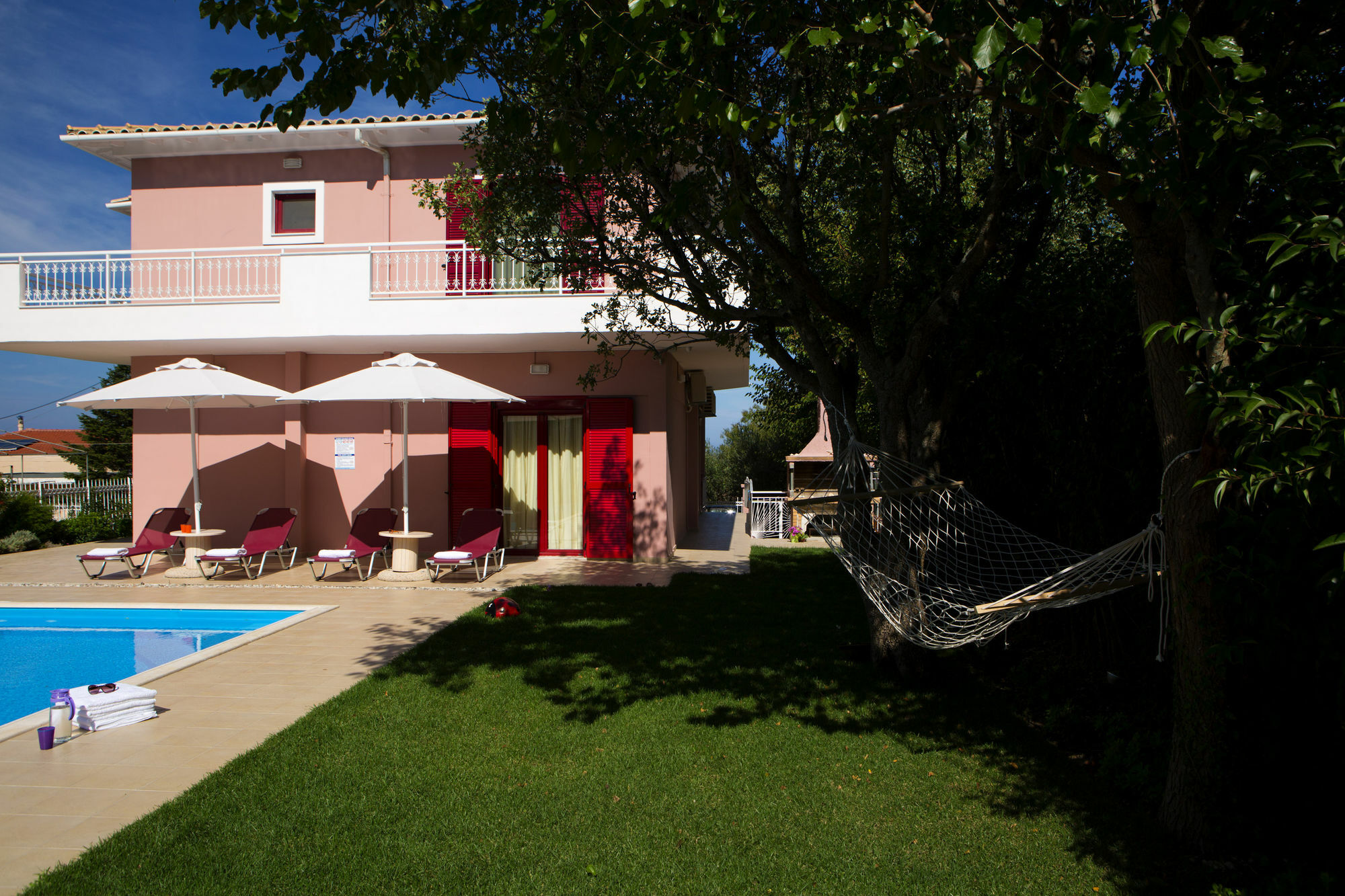 Exanthia Villas